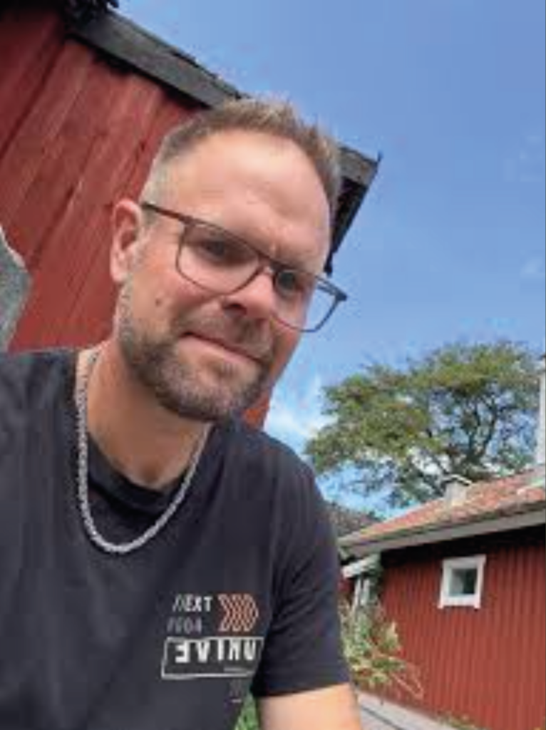 Mattias Lindeborg